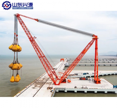 桅桿式起重機(jī)